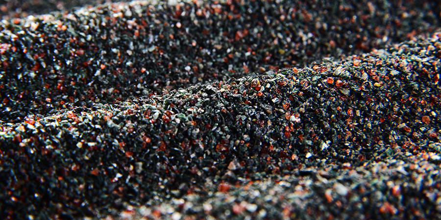 JadeCut: The Smarter Choice for High-Performance, Cost-Effective Abrasive Blasting